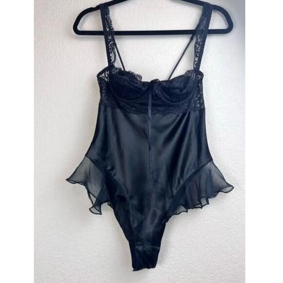 Tops - Vtg 90s S Victoria's Secret Vintage Lace and Stain Flutter Teeny Bodysuit Black